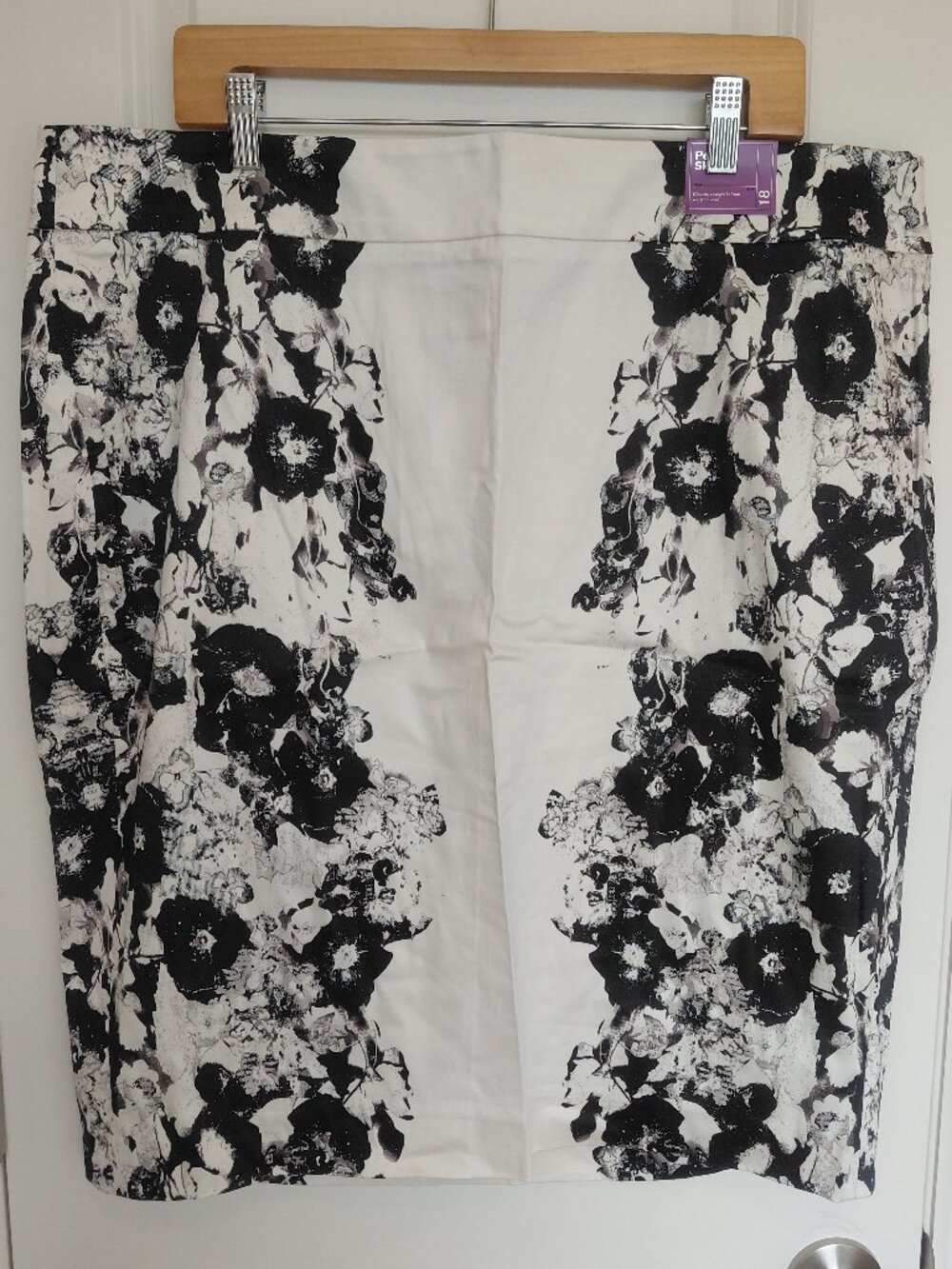 Lane Bryant Black & White Lace Printed Pencil Skirt